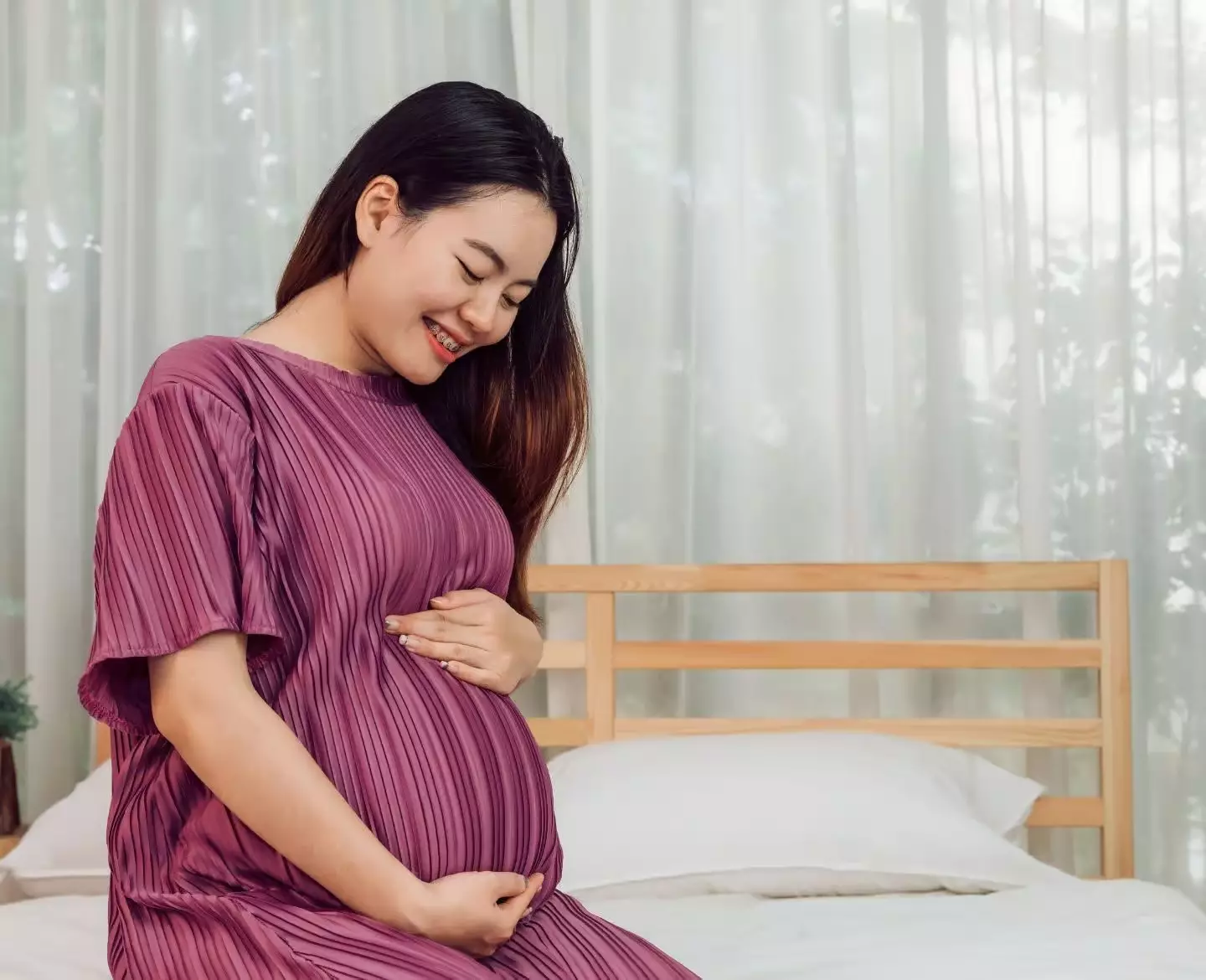 Empowering Mothers: The Transformative Role of Probiotics in Alleviating Morning Sickness